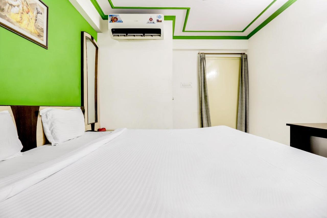 Spot On 47257 Hotel Pinky Spot Dausa Exterior foto